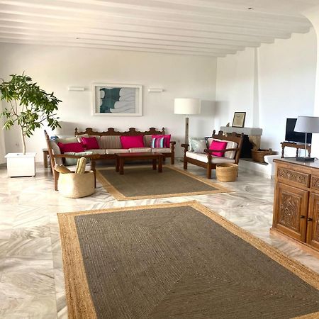 Beach House Set In A Beautiful Bay Karystos  Exterior photo