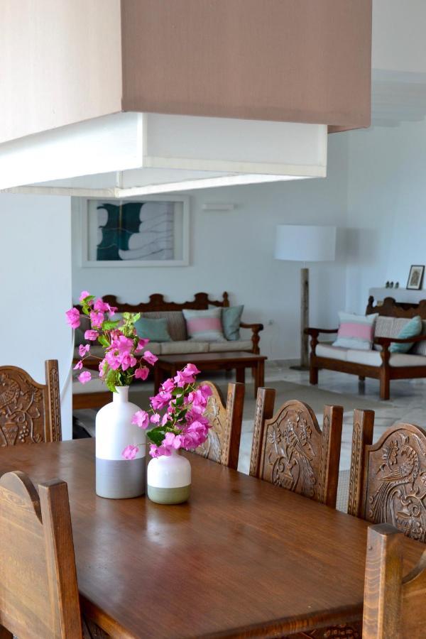 Beach House Set In A Beautiful Bay Karystos  Exterior photo